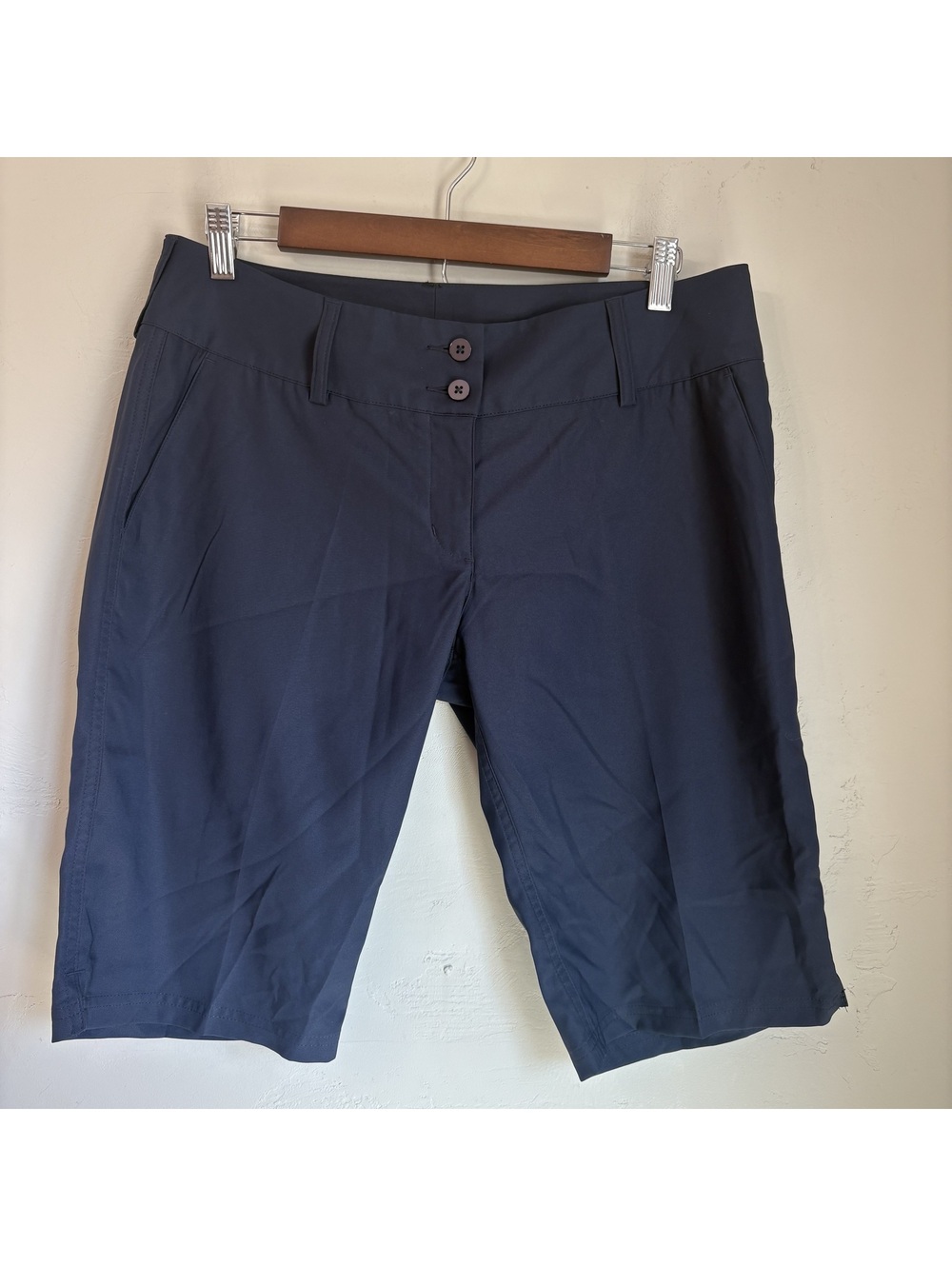 Adidas Climalite Womens Navy Blue Golf Shorts Size 8 Bermuda  Button Back Logo